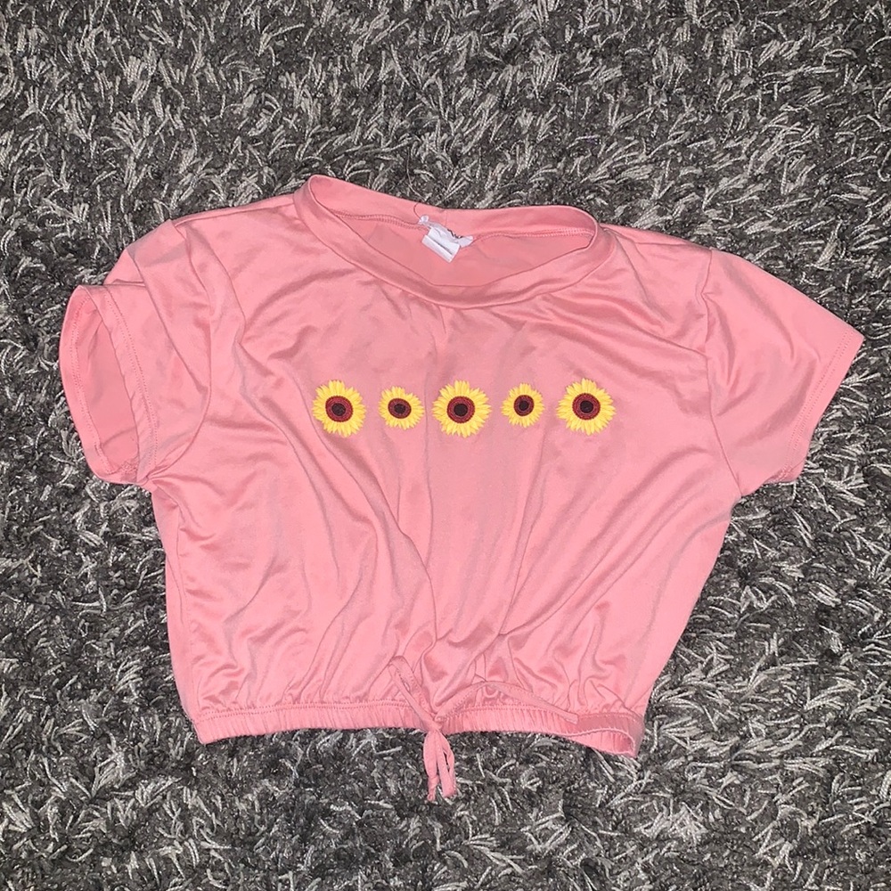 Ruby and Lace Sunflower Crop Top Size Large
